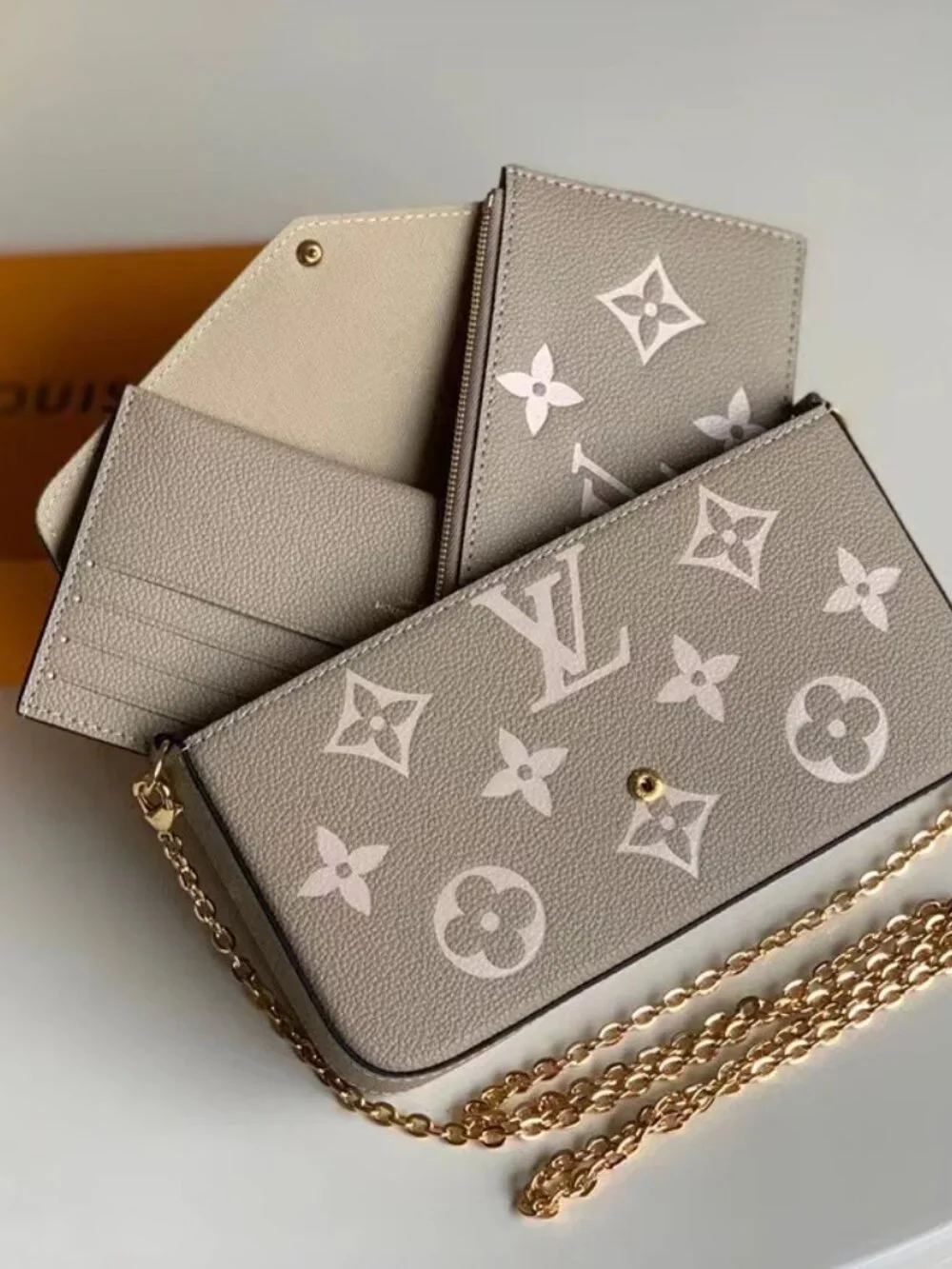 Louis Vuitton Handbags